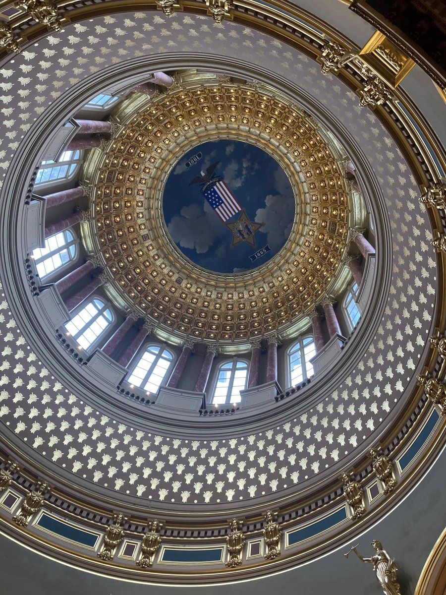 Pella Christian Schools tweet media