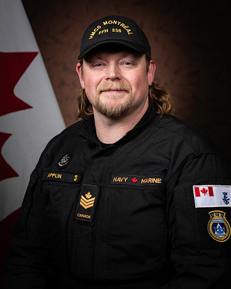 Royal Canadian Navy tweet media