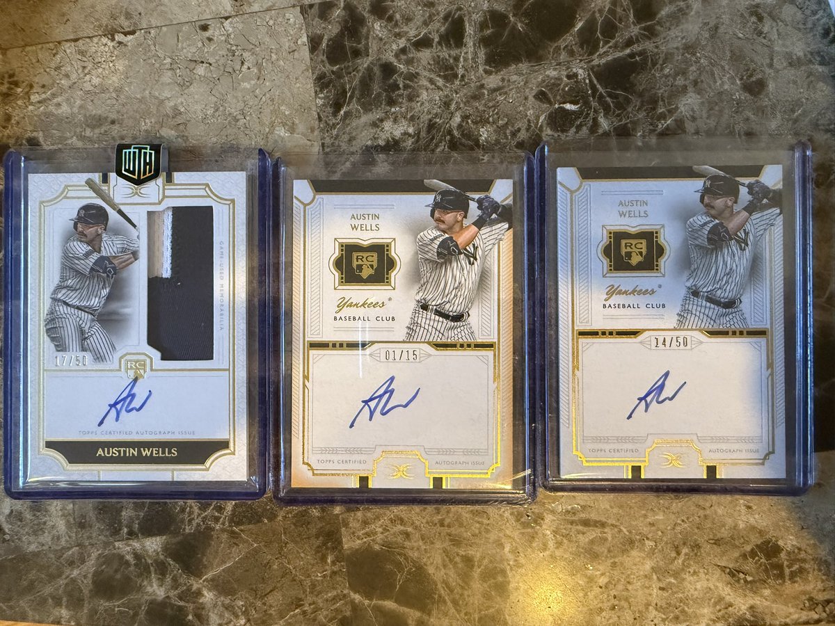 mattfins's tweet photo. @CardPurchaser Finally own my first Ohtani auto. Hit it in a break last week on @fanaticslive . I’m a big fan of Definitive. #mailday https://t.co/WhptPLH6wf