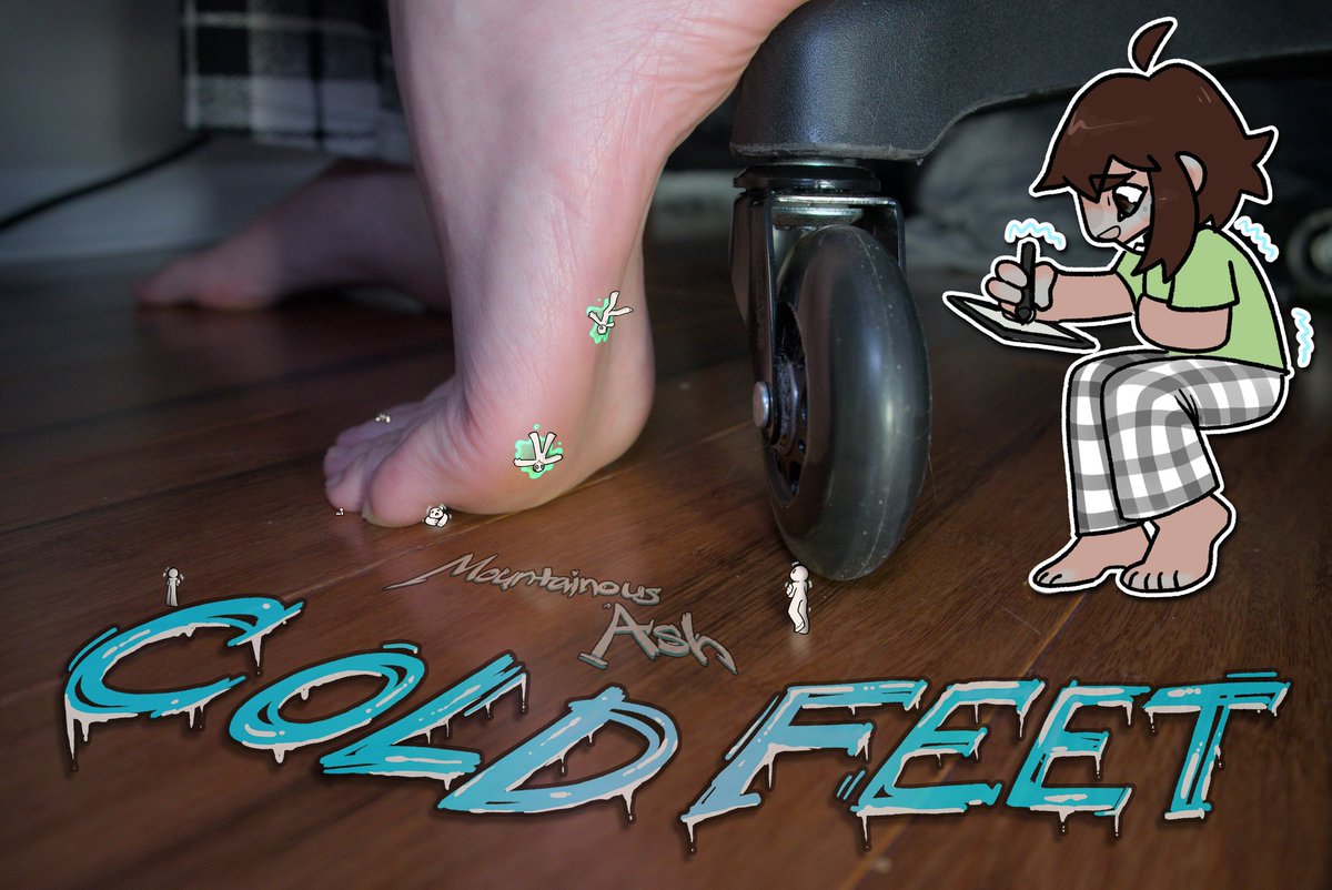 MountainousAsh's tweet photo. We all need some extra warmth in the winter; even little ghosties get cold, so we've been spending a lot of time with the space heater. It can even make  toe-sted marshmallows 😁 Though I can't imagine anyone would want to eat them off my feet 😅
#sizetwitter #giantess #feet https://t.co/xB4YxXksU0