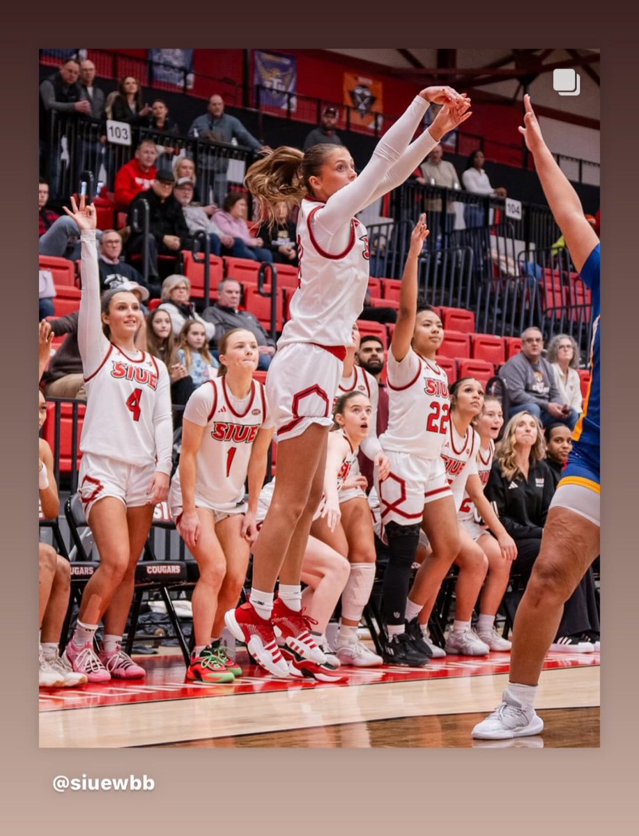 Love everything about this picture of <a href="/kgeorge003/">Kendal :)</a> doing what she loves with her teammates all engaged in the background!