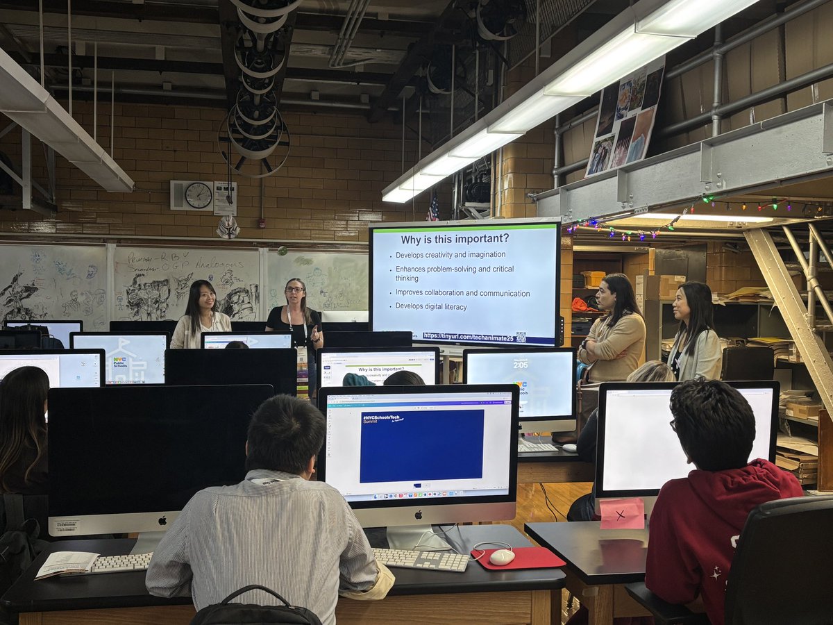 K_AMcG's tweet image. #NYCSchoolsTech Summit is one of the best days of the school year. It’s a day filled with learning from the best of the best and getting to share my work with other teachers as well. I wish there was more time in the day to get to more sessions!