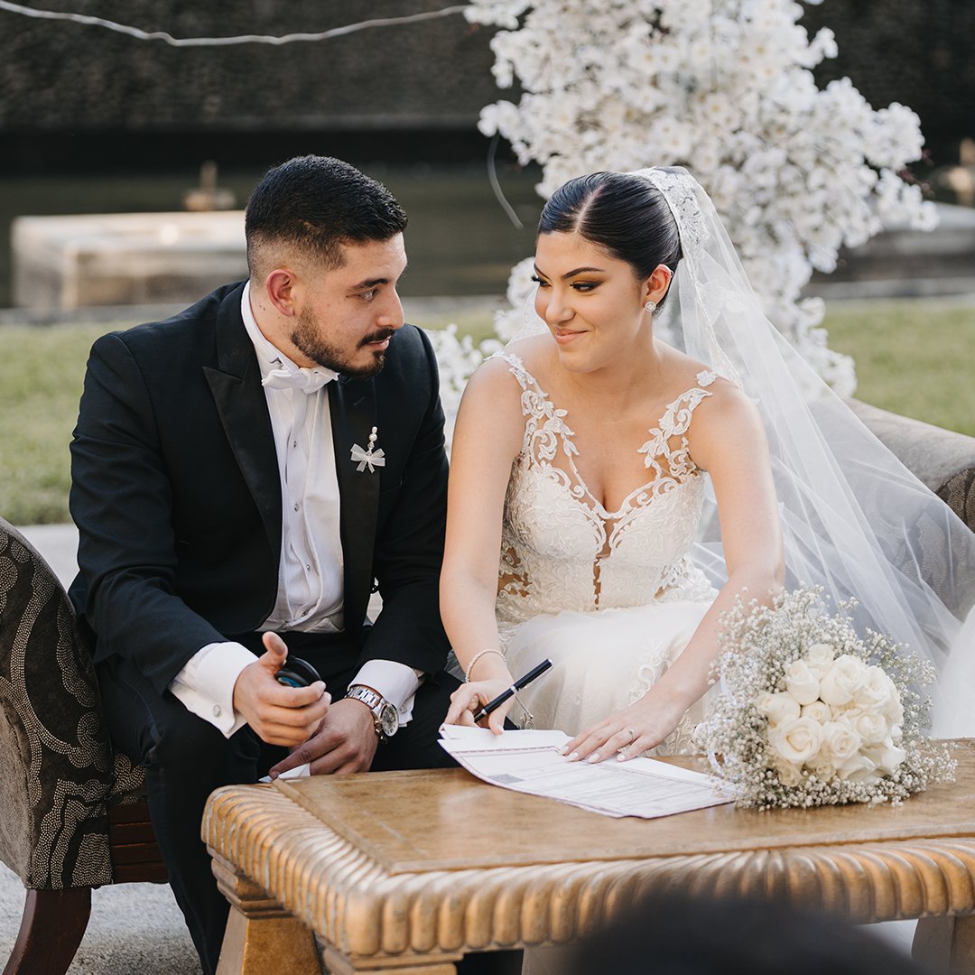 ms_milenium's tweet image. Empieza el año junto el amor de tu vida ❤️✨

Bodas íntimas a precio especial en nuestro Flash Sale ⚡

Realizando tu evento de Enero a Marzo 2025.

Solicita nuestra promoción en esta liga:
hotelesmilenium.typeform.com/MSposts