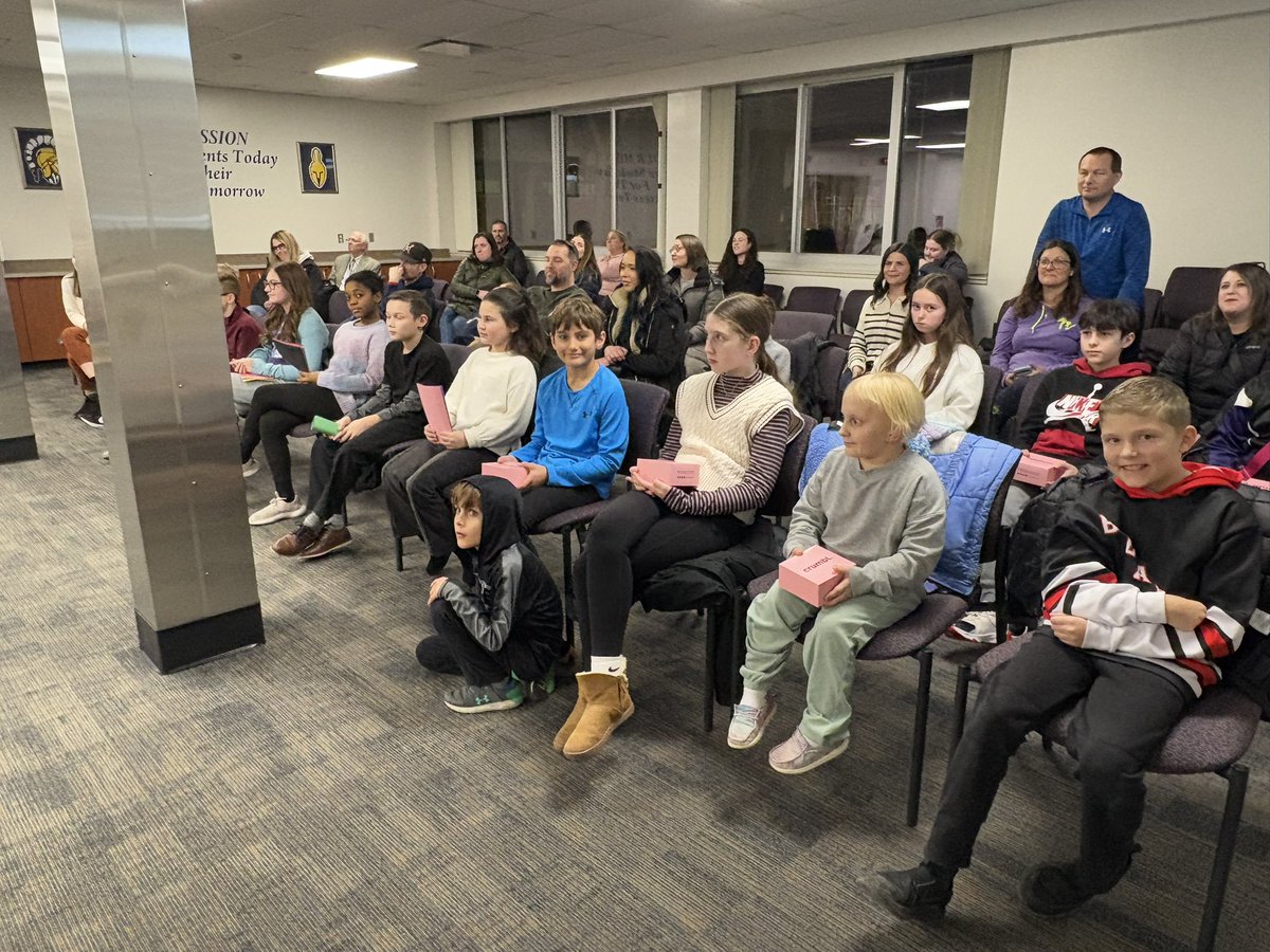 erineaton33's tweet photo. Shoutout to the student council members from Hedke and Anderson who attended tonight's Board of Education meeting to thank the board for their hard work and dedication to TPS. Your leadership and gratitude make us proud! 💙💛 #yes2tps #HedkeBulldogs https://t.co/scjGKgO6Ip