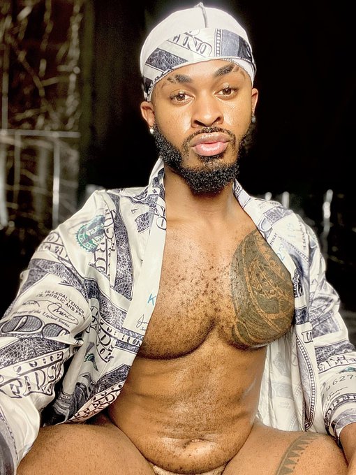 L'argent 🤑 https://t.co/W9UDYhgRbz