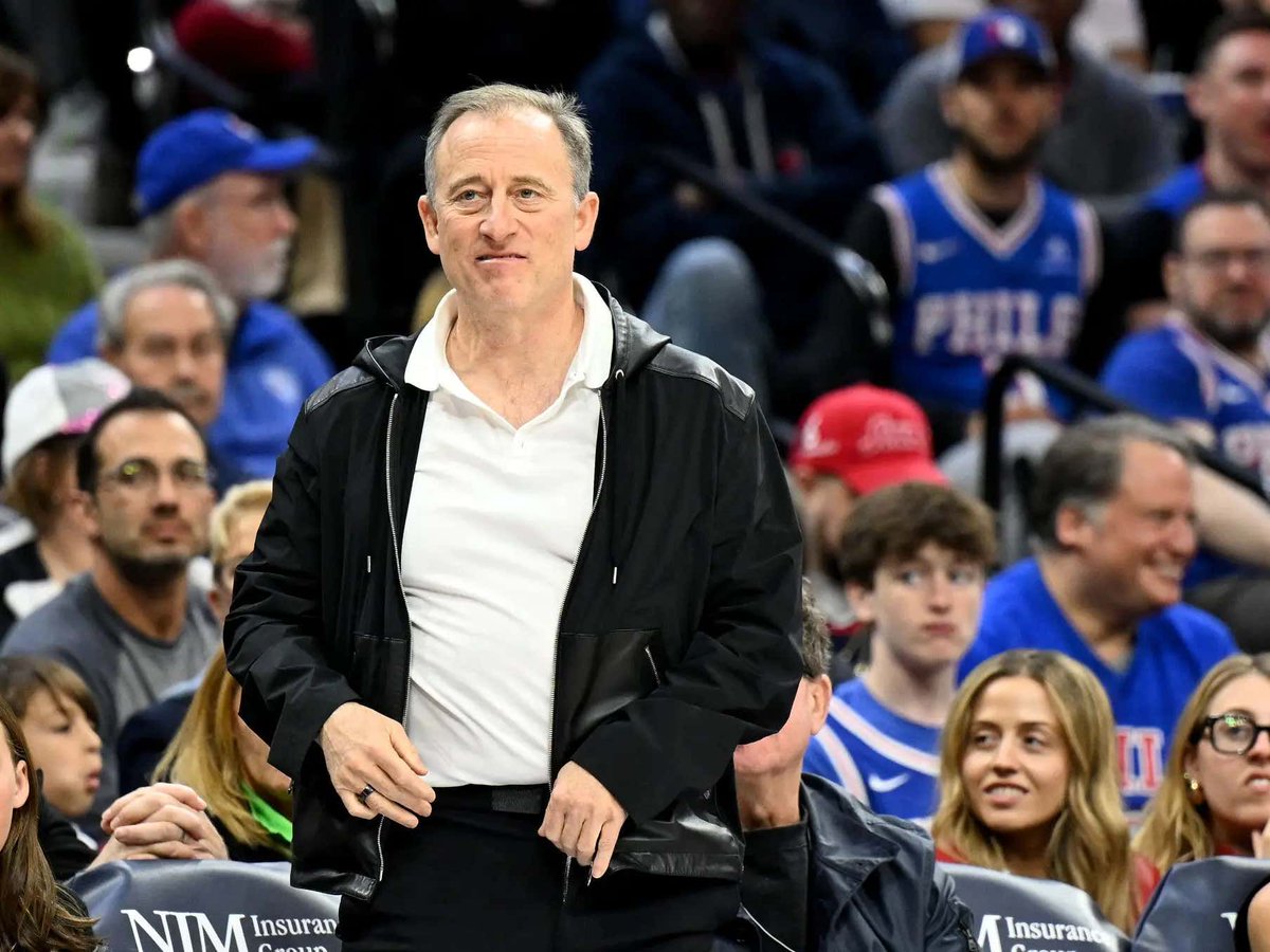 barstoolsports's tweet photo. Josh Harris, Weasel, Not Allowing The Sixers To Congratulate The Eagles On Social Media After Winning The NFC Title Is As Petty As It Gets https://t.co/aZy84hm4x0 https://t.co/8kVMYbjFI8