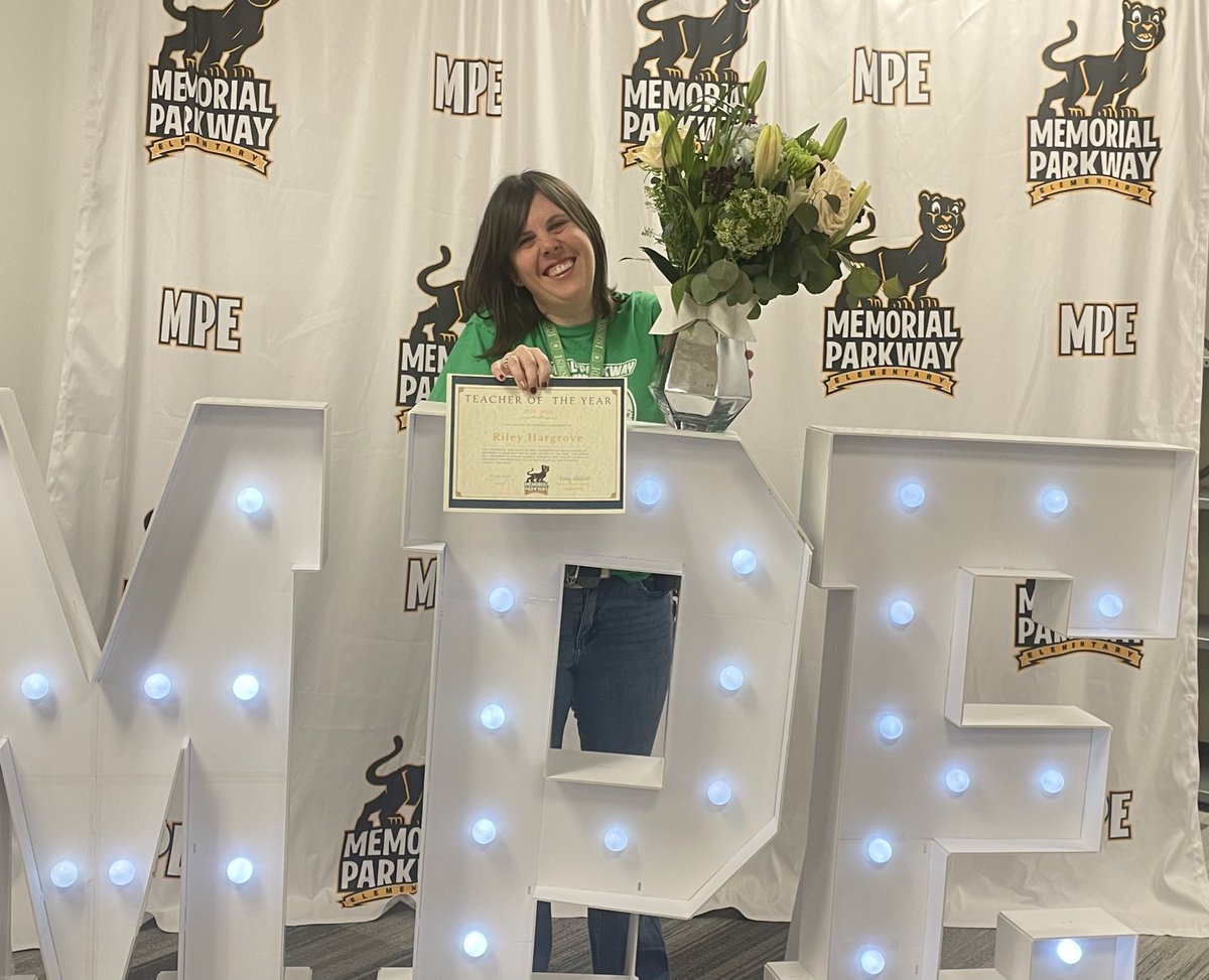 Memorial Parkway EL tweet media