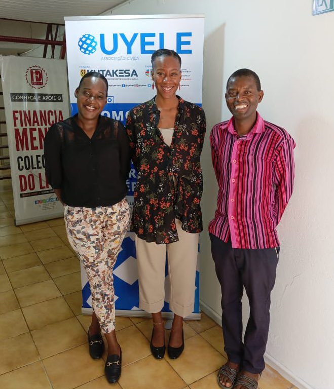 UyeleAC's tweet photo. REPRESENTANTE DA EMBAIXADA DOS PAÍSES BAIXOS VISITA UYELE 

A Embaixada dos Países Baixos em Angola realizou uma visita ao escritório da Uyele na manhã desta segunda-feira, 27, onde reuniu com a direcção da associação cívica. ⬇️ https://t.co/16ZXlTQi2V