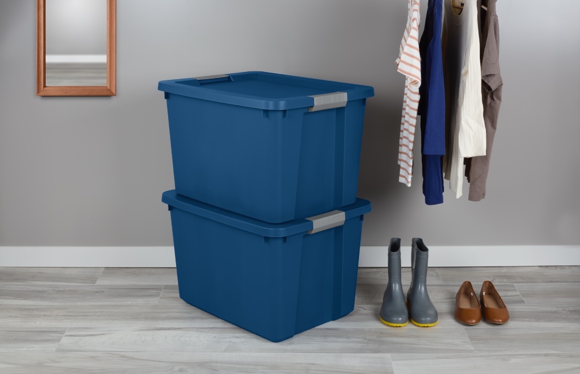 Sterilite_Corp's tweet image. Everything has its place when you've got a 20 Gal.  Latch Tote! 💪 Perfect for organizing, storing, and keeping things tidy without sacrificing space. 🙌 From seasonal decorations to extra clothes, these totes are a game changer. #Declutter #SpaceSaver #HomeStorage #Sterilite
