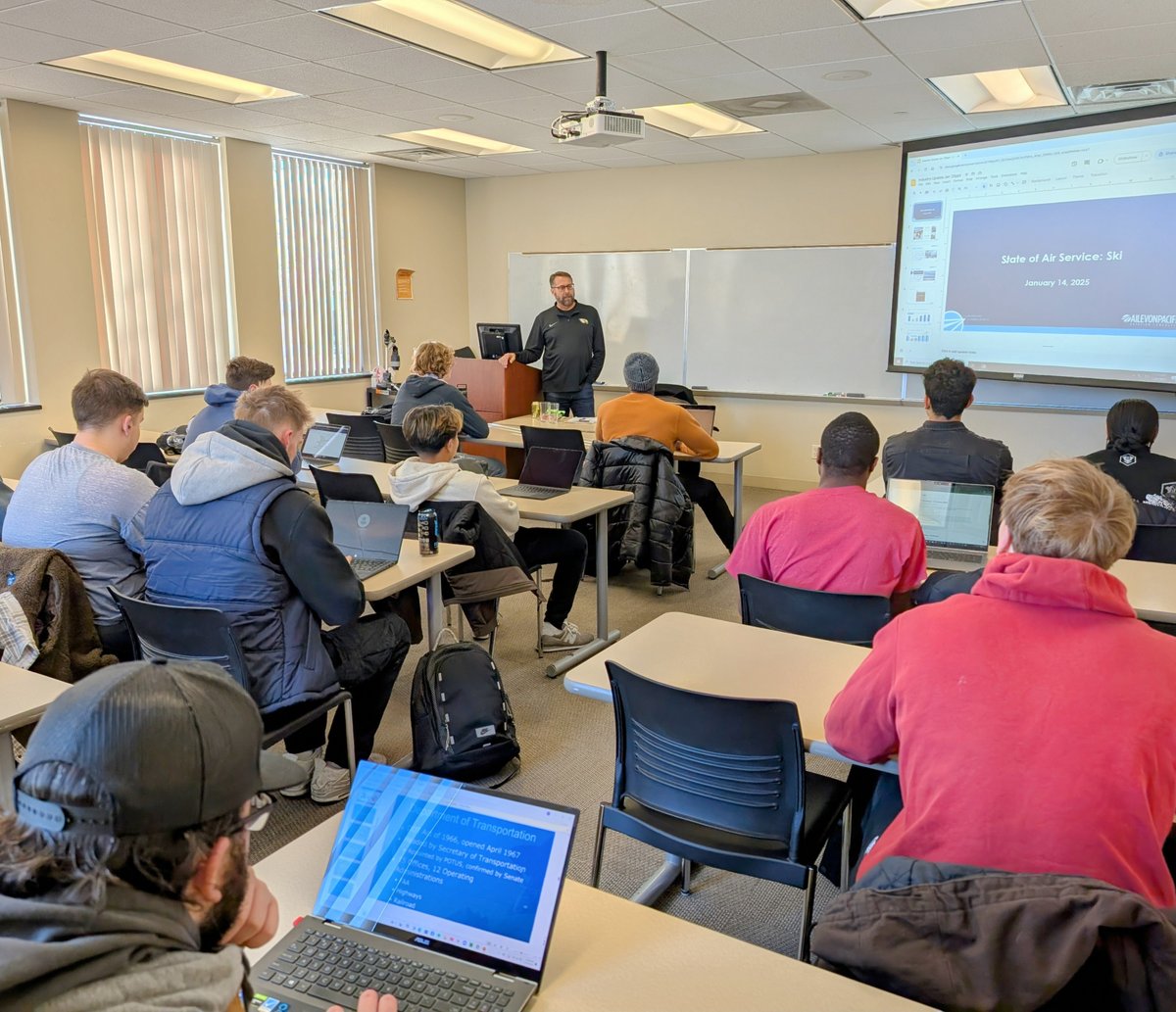 The airport director is teaching intro to aviation. Just one example of how your experience in Coe’s aviation management &amp; flight operations program will be top flight.
Get to know one of Coe's newest professors, Eastern Iowa Airport Director Marty Lenss:
coe.edu/first-aviation…
