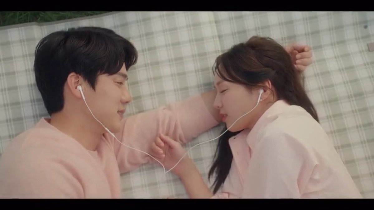 smp231296's tweet photo. It's the 1 month anniversary of #whenthephoneringsEp10. Can't believe how quickly time has passed 😭😭 Happy 1 month anniversary fellow WTPR troopers https://t.co/nSVhyP2VNU