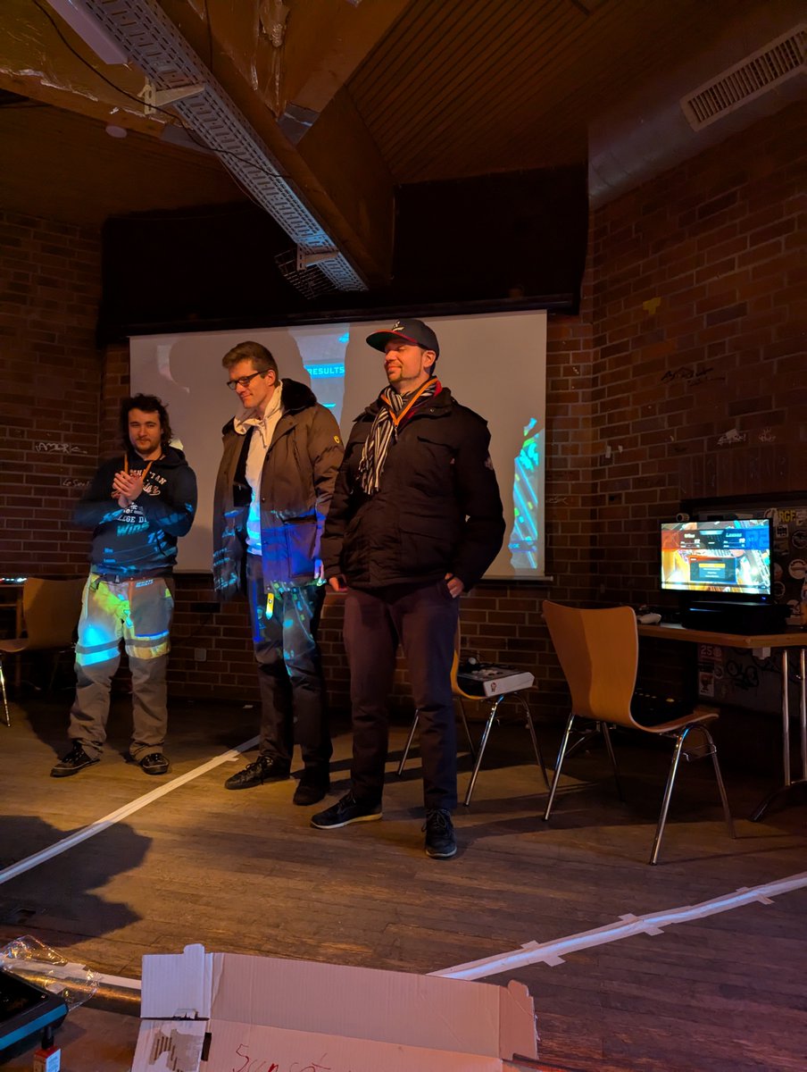 FGC_Hamburg's tweet photo. Virtua Fighter 5 Ultimate Shodown winners of BareKnuckle Altona - DIE WINTERSAGA '25  
1. Krauser
2. [CGT]Machomanmo 
3. [CGT]John Ross https://t.co/JDoD1E1EMw