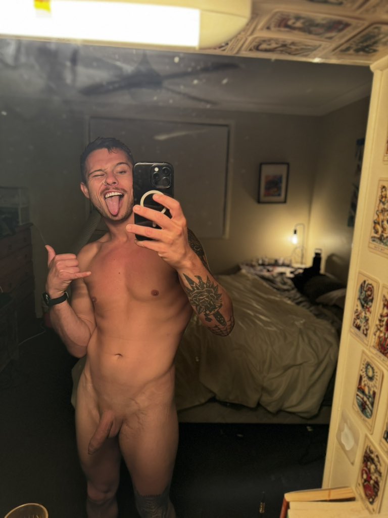 AleXXXFrasierr's tweet photo. Who wants to go exploring ? 🥹 https://t.co/ijLw276wsE