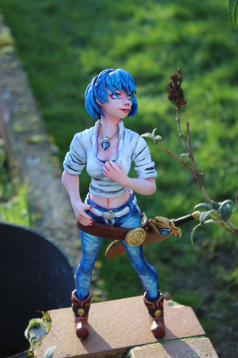 Tsukiyomi789's tweet photo. Julia
"The luminous "
.
.
.
.
.
.
.
#clay #photography #polymerclay #craft #handcraft #figurine #fimo #oc #bluehair #blueeyes #originalartwork #cernit #fanart #fimo #fimoart #doll #originalcharater https://t.co/UkMj6ZRr8d