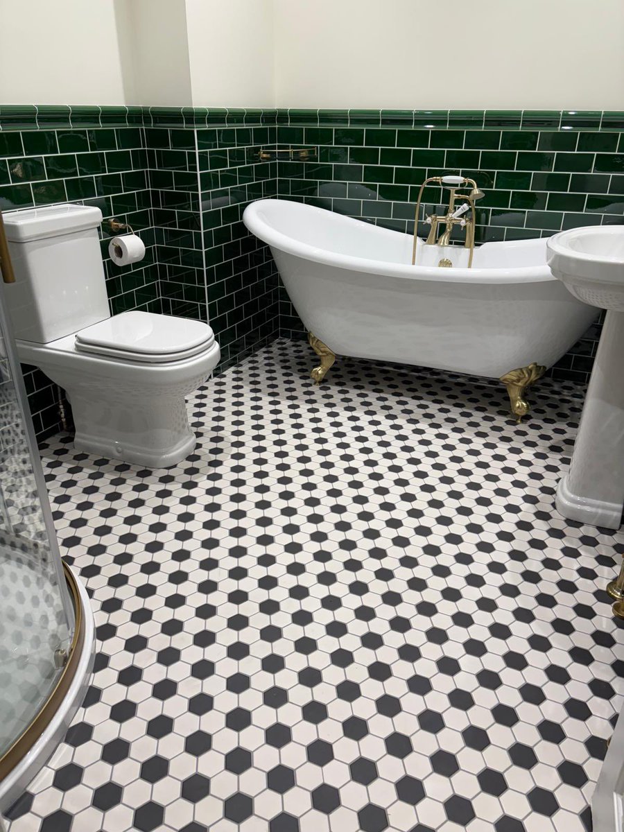 EssexTileDesign's tweet photo. Perfection is what we do at Essex Tile Design. #victorian #mosaic #periodtiles #ceramic https://t.co/KU8Vkvb62n