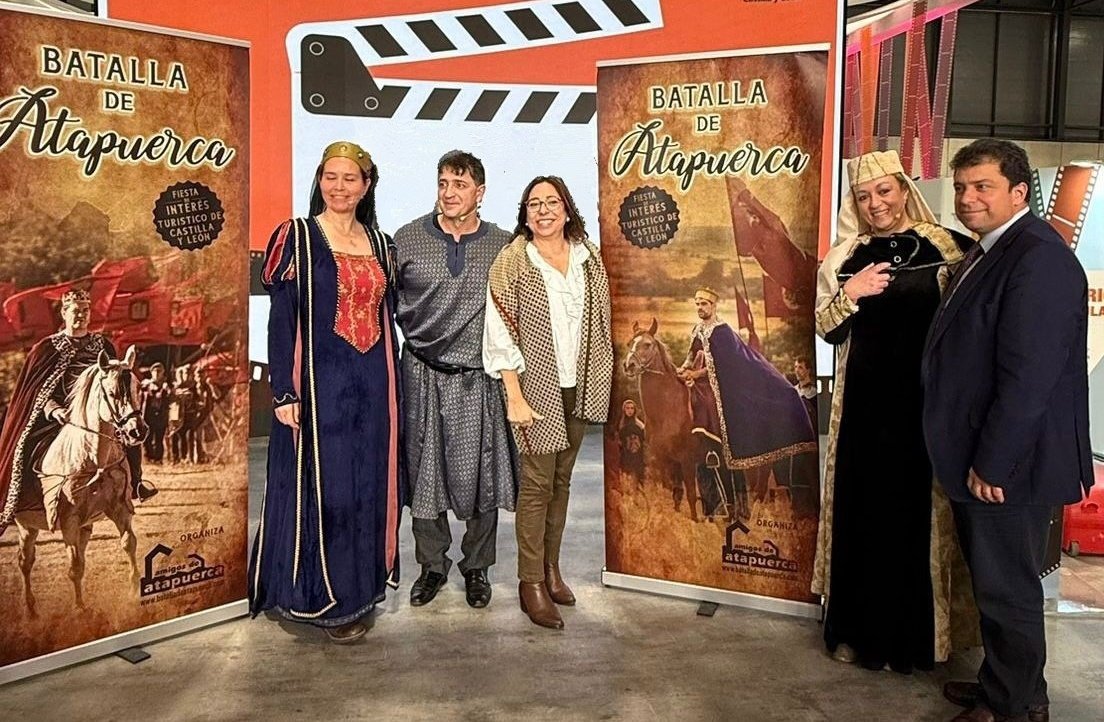 citatapuerca's tweet photo. Una presentación de película en #FITUR2025 por el 30 aniversario de la #BatalladeAtapuerca!!!!
Te esperamos en #Atapuerca (#Burgos), domingo 24 de agosto de 2025 😉
@CyLEsVida @BurgosTur @DipBurgos
#CITAtapuerca #FECITCAL #turismo
#FiestadeInterésTurístico
#PatrimonioInmaterial https://t.co/9xVY5Snq48
