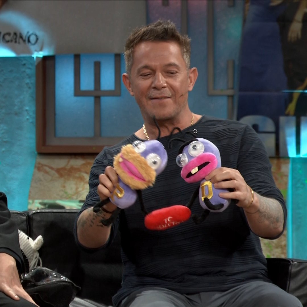 La Revuelta tweet media