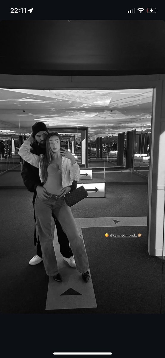 couple_anakevin's tweet photo. Fav couple✨

#bbvipks3 #ana #kevin #anakevin https://t.co/vMKfDvTl8l