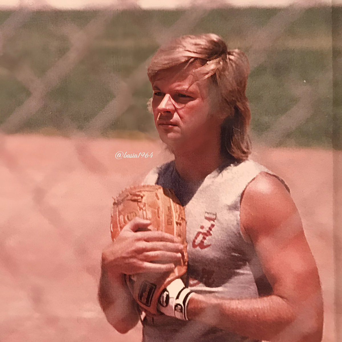 basia_barb's tweet photo. Stephen Nichols, strength not only in acting but baseball too💪😍⚾️🎭💪
#StephenNichols #SteveJohnson #Patch #talentedactor
#DaysOfOurLives #Days #DOOL
#GH #YR https://t.co/ae83hnGYtx