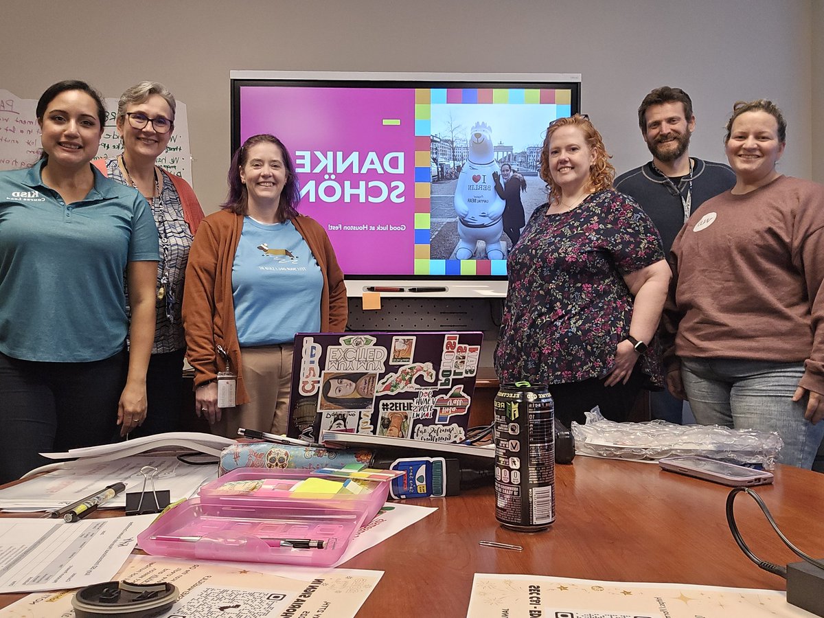 Danke Schön to #Katyisdlote German ts for teaching me all kinds of cool things today and for their Can-Do attitude as we delve into analyzing instructional resources!