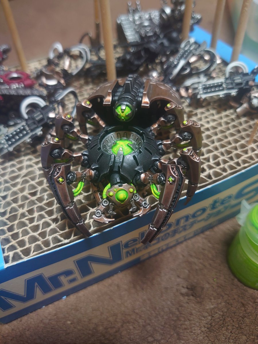 #ウォーハンマー
#ウォーハンマー40K
#warhammer

朝活
テッセラクトグロウぬってた