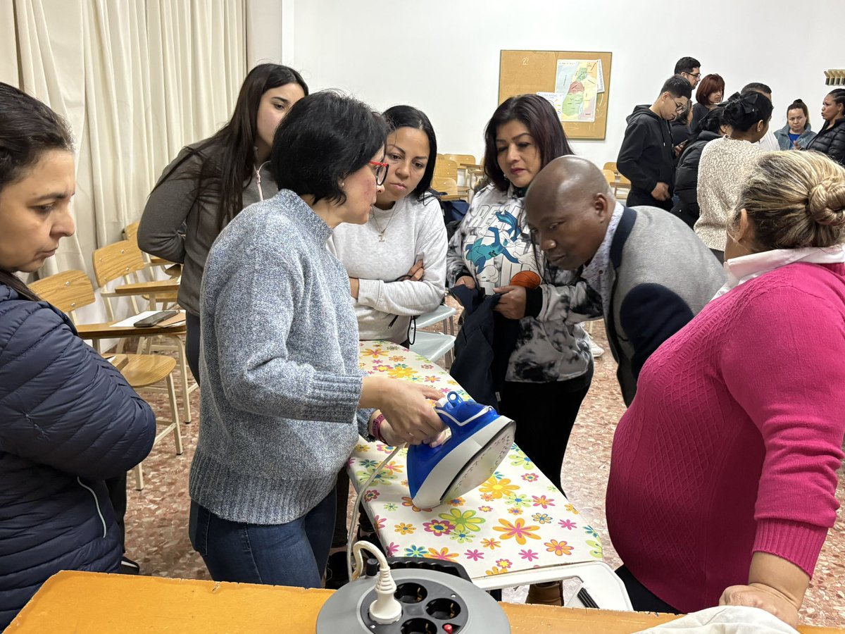 AmparoCR tweet media