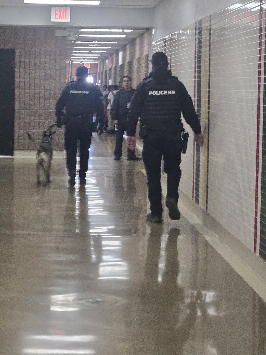 Elva (@chavezaphueco) on Twitter photo Thank you to Officer Yanko and the SISD Officers for keeping our campus safe! <a href="/ACarroll_SSMS/">Ana Carroll</a> <a href="/SSanchez_MS/">Lourdes Coria</a> Thank you to Officer Yanko and the SISD Officers for keeping our campus safe! <a href="/ACarroll_SSMS/">Ana Carroll</a> <a href="/SSanchez_MS/">Lourdes Coria</a>