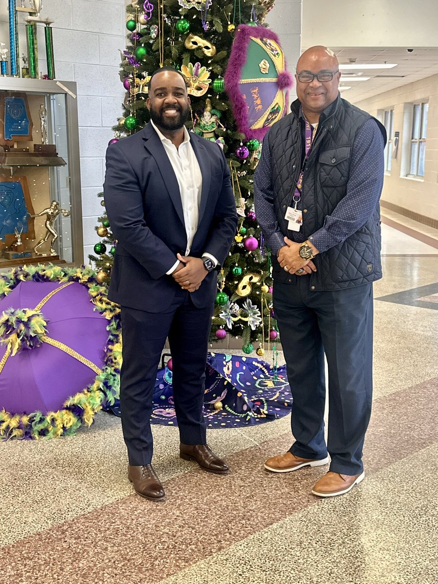 Great meeting with <a href="/BlountLeopards/">Mattie T. Blount High School 🐆</a>  principal <a href="/principalwoods/">Jerome Woods</a> today! Blount is one of our largest feeders! 

Grateful for our partnership and for Mr. Woods’s leadership! We will be doing even more together. Stay tuned! 

<a href="/ACCS_Education/">Alabama Community College System (ACCS)</a> <a href="/BishopState/">Bishop State</a>