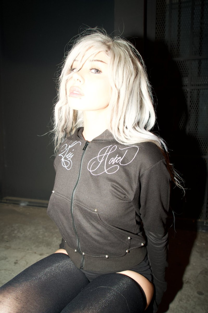 Kiss Hotel (@kiss_hotel) on Twitter photo 