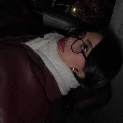 #NewProfilePic look chic post-influenza