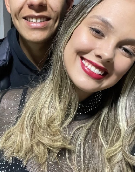 laisbiteee's tweet image. como assim eu nao tenho cara de quem ouve COPA 😡😡