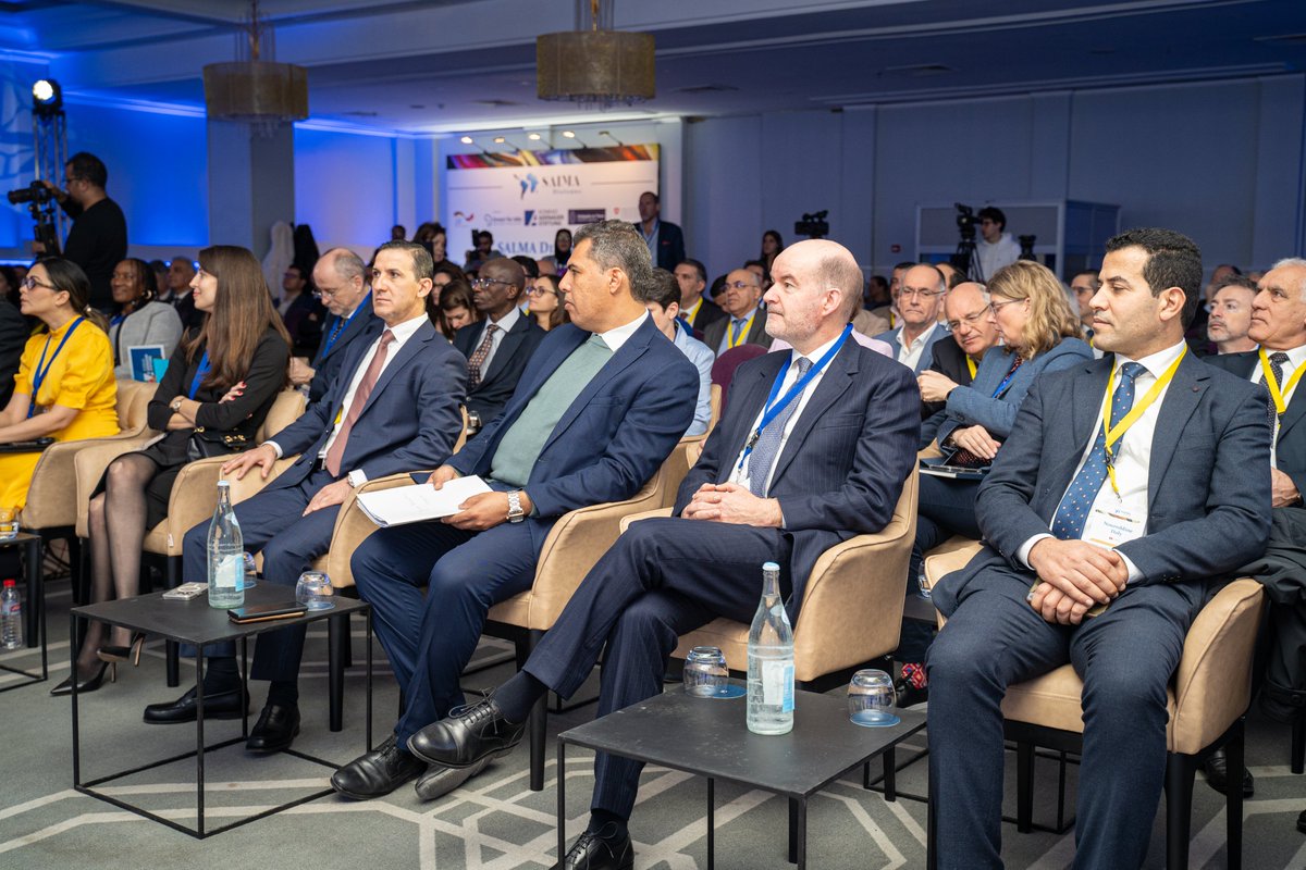 Embajador Paul Garnier tweet media