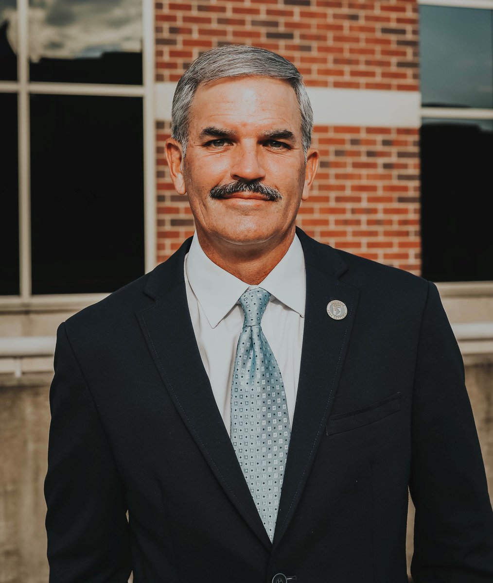 Congratulations to our very own Charlie Koon, Senior VP at Legends Bank, for being appointed Chairman of the TBA’s Government Relations Committee and serving on TBA’s Board of Directors!

Join us in celebrating this incredible achievement! 

Read more here
legendsbank.com/news/charlie-k…