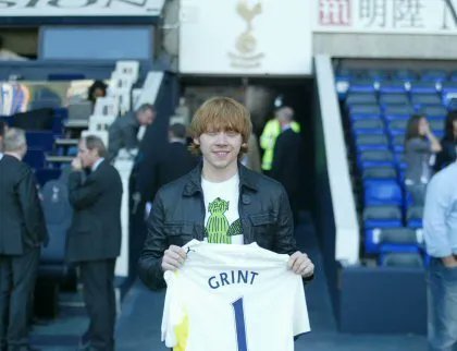rupertpetsch's tweet photo. They weren’t kidding when they said Rupert Grint is a lifelong Spurs fan. #TottenhamHotspur #Spurs https://t.co/jYsGN4kY5s
