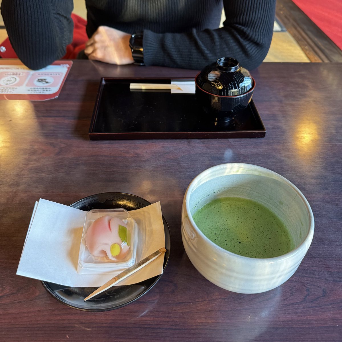 rohgoku's tweet photo. 港区グルメ会員制紹介制個室トリュフシャトーブリアンワイン！予約困難！みたいなのの反動か、最近畳でビールか抹茶飲んでしかなくて、実質和室界隈。 https://t.co/XeCS34vYM1