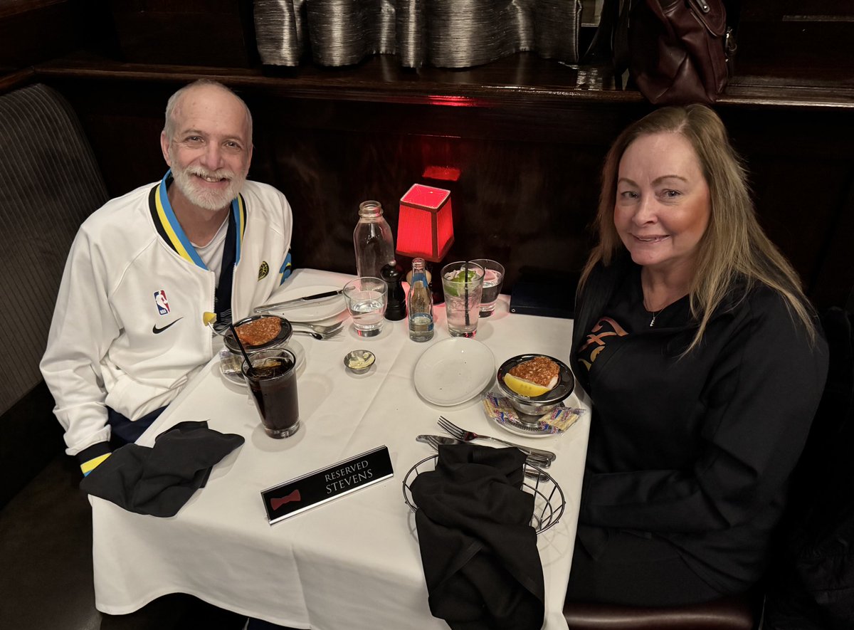 RickStevens63's tweet photo. Dinner @stelmo with #TheBossOfMe β€οΈ https://t.co/SH75XAxL6t