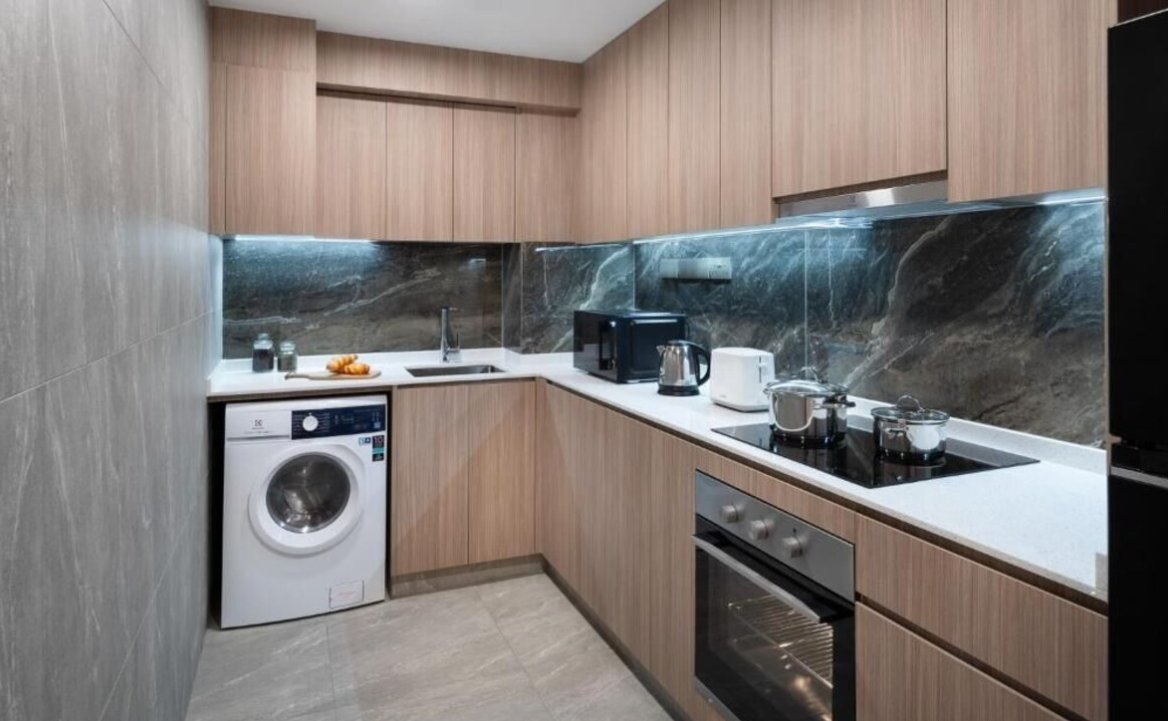 dott_stays's tweet image. Near Clarke Quay, #Singapore, we have this cosy #2bed, #2bath #apartment with a #gym, #pool, #supermarket, a kitchen, dining area, living room with sofa, TV, weekly #housekeeping, utilities, internet. No smoking, pets, parties. 

To enquire/book👉EX/CQ👉buff.ly/3wJhaYE