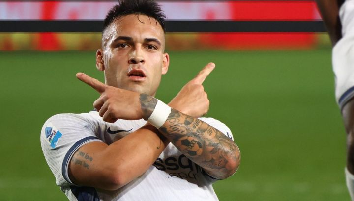 fabisatt's tweet image. Señoras y señoras. Hace 1 semana me surgió una pregunta que quise responderla. 
¿Cuántos jugadores argentinos tienen más de 200 goles a lo largo de su carrera?
Vamos con un hilo explicativo del tema