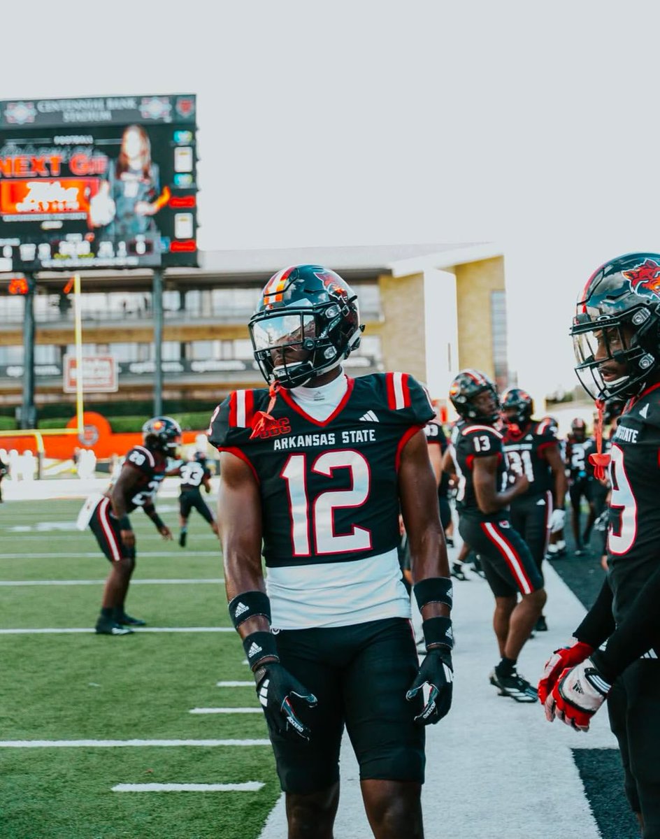Brexton Bell (@bellbrexton) on Twitter photo #AGTG after a great conversation with <a href="/CoachTillman_/">Dakota Tillman</a> I am blessed to receive an Offer from <a href="/ArkansasStateFB/">Arkansas State Football</a>!! #Wolvesup <a href="/coachcam005/">Jason cameron</a> <a href="/thecam78/">Coach Cameron Brown</a> <a href="/stephen_miros/">Stephen Miros</a> <a href="/stroudmr/">Mark R Stroud</a> #AGTG after a great conversation with <a href="/CoachTillman_/">Dakota Tillman</a> I am blessed to receive an Offer from <a href="/ArkansasStateFB/">Arkansas State Football</a>!! #Wolvesup <a href="/coachcam005/">Jason cameron</a> <a href="/thecam78/">Coach Cameron Brown</a> <a href="/stephen_miros/">Stephen Miros</a> <a href="/stroudmr/">Mark R Stroud</a>