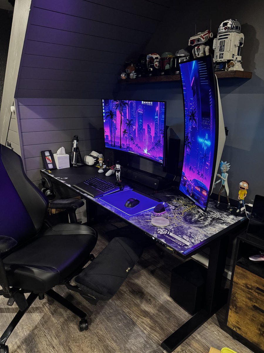 D3NT5's tweet photo. #secretlab new setup 🔥 https://t.co/yS92ERgfLk