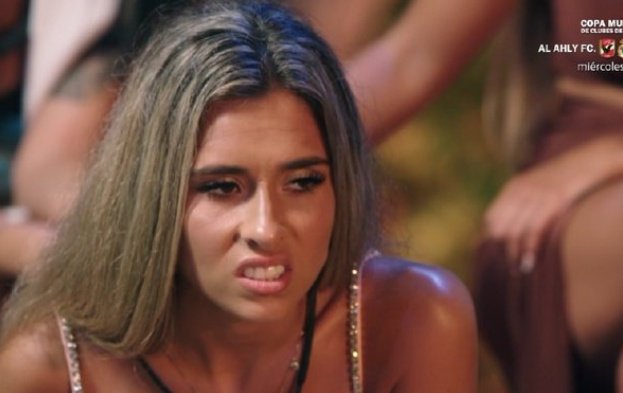Que asco le tengo a Gerard. Si fuera Alba lo tiraba a la hoguera.
#LaIslaDeLasTentaciones4