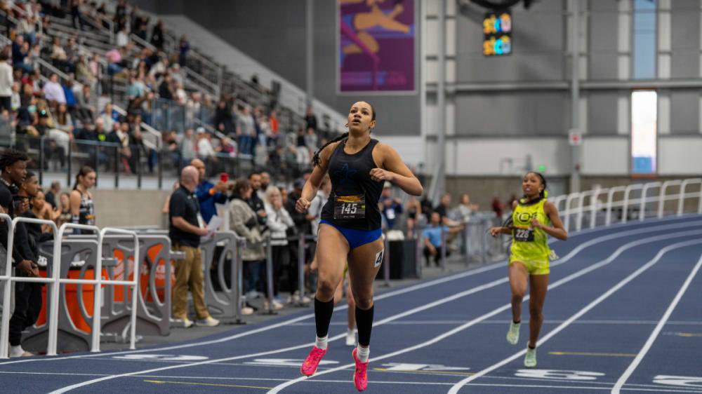 DyeStat's tweet photo. Aster Jones Keeps Momentum Rolling With Victory In The 200 Meters

@CamMcCann253 📰 https://t.co/EwMteN9BRb https://t.co/n32QvQQsTE