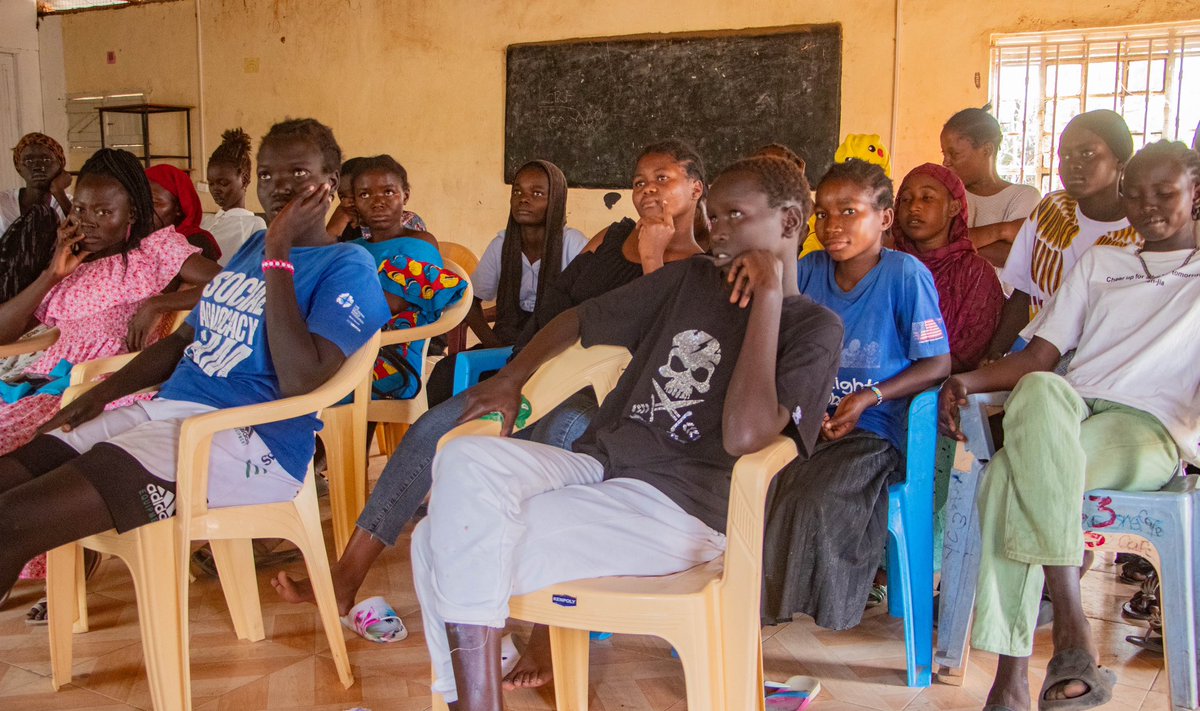 Refugee Teens Talk tweet media