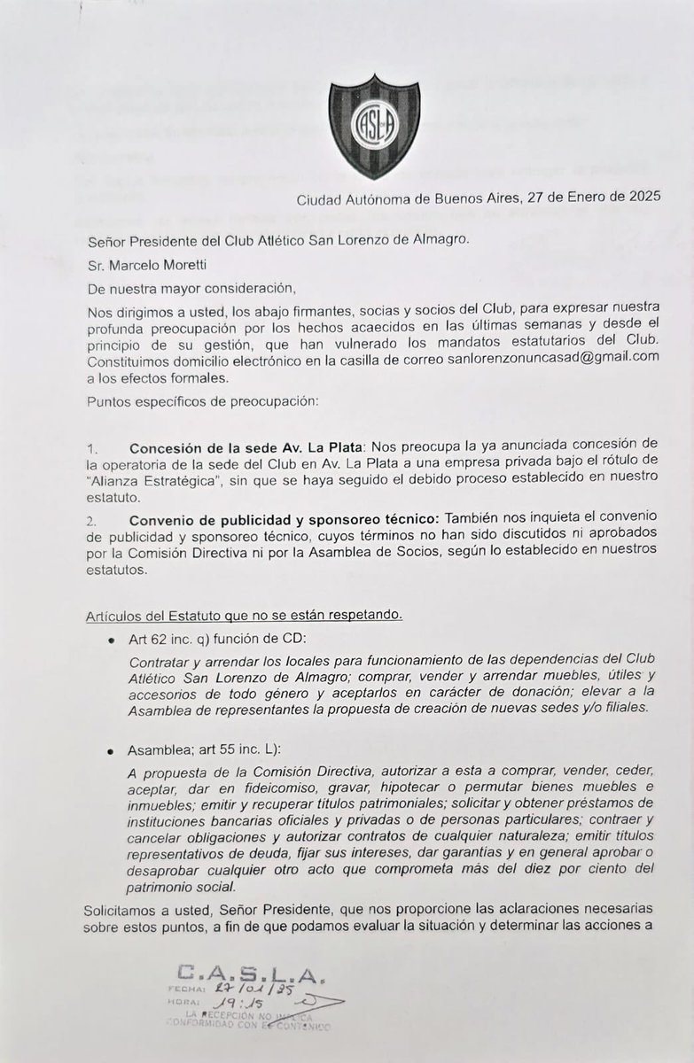 DamianAvillagra's tweet photo. Más de 400 Socios de #SanLorenzo juntaron firmas para pedirle a la actual CD comandada por Moretti, explicaciones sobre la Privatización de la Sede y una posible SAD encubierta en el fútbol. https://t.co/tXuOOAPIkJ