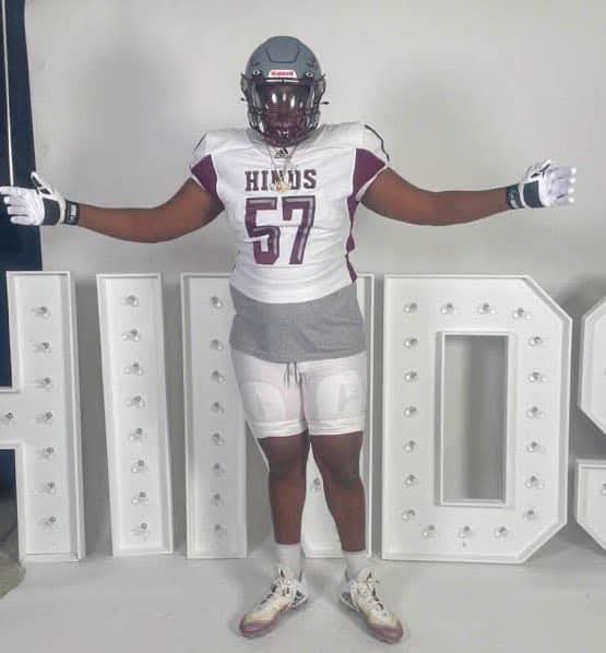 musiqbishop's tweet image. Anytime one of my guys makes a commitment to go to college, I'm gonna celebrate him!!!! Congrats to @Bigtimety23  on you commiting to continue your education &amp;amp; also football dreams at Hinds Community College. I'm super proud of you!!!!
#GtownONEtown 
#TrenchDawgz 
#OneProudCoach