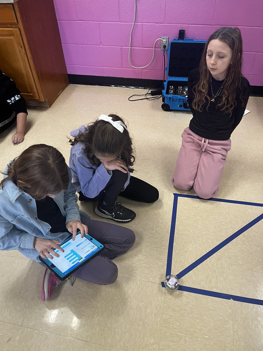 Friday’s <a href="/212_Academy/">212 Academy</a> students practiced block coding using sphero robots! <a href="/WarrenCoSchools/">Warren Co Schools</a>