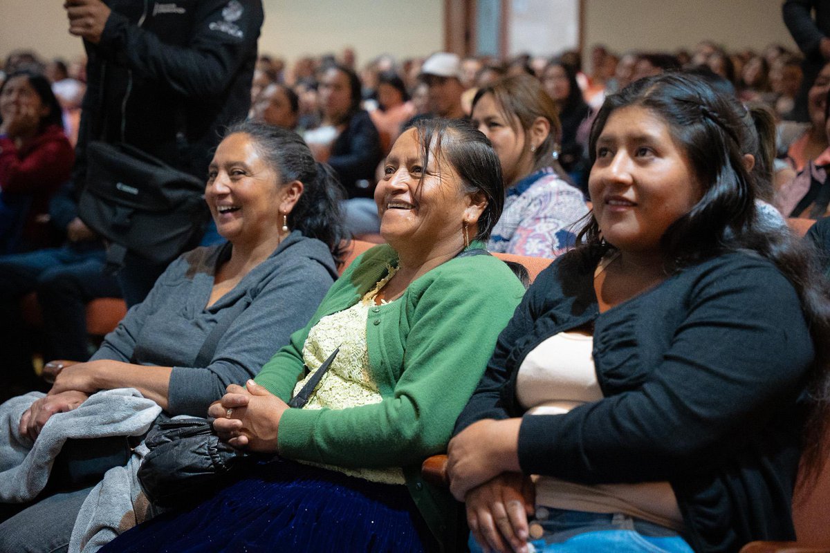 czamoramatute's tweet photo. ¡Yo confío en quienes se suman al cuidado del #ambiente! 🤝

Iniciamos el conversatorio “Cuenca, Ciudad Sostenible desde la Infancia” con los padres de los #CEIM municipales.

♻️ #Reciclaje
💧 Uso responsable del #agua
🌱 #HuertosEscolares

Formamos una generación comprometida con el futuro de nuestra ciudad. #AmorPorCuenca ❤️💛