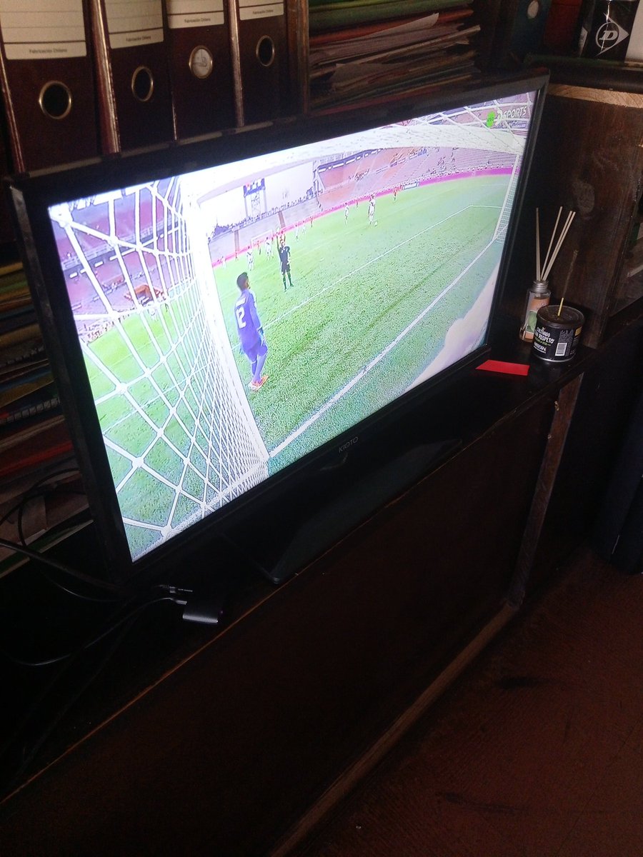 Miichaelmendoza's tweet photo. @MauricioTrivio saludos desde constitución viendo el partido un abrazo crack https://t.co/GOCdje3MB4