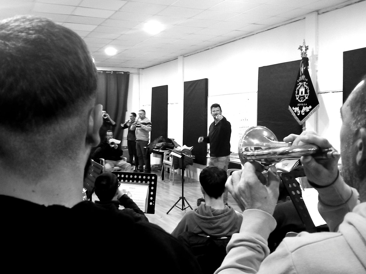 Iniciada la semana de ensayos con un duro pero productivo ensayo de matización.

<a href="/Quini18Manuel/">Manuel Alejandro González</a>

#ensayosconESENCIA #tdscofrade #esencia