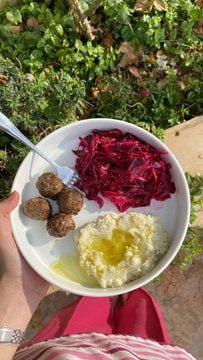 DesignerFash1on's tweet photo. Don’t ask why healthy food is so expensive. Ask why junk food is so cheap https://t.co/kccqsPSq0Y